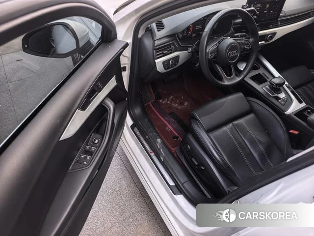 Audi A4L id 4256734 из Китая 9