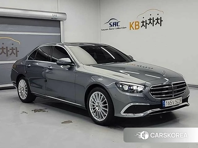 Mercedes-Benz E-Class W213 2022 Серый из Кореи, фото 4