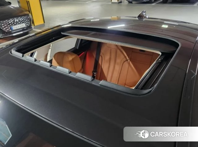 BMW 5 Series (G30) 2023 Серый из Кореи, фото 4