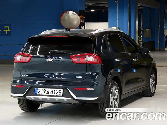 Kia Niro id 2678092 из Кореи 7