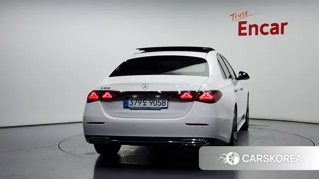 Mercedes-Benz E-Class W214 id 3190506 из Кореи 14