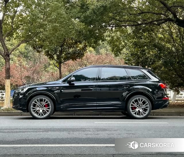 Audi Q7 id 4276728 из Китая 17