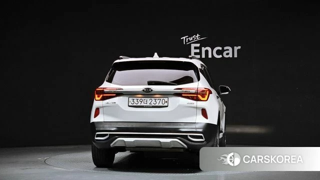 Kia Seltos id 4377385 из Кореи 14