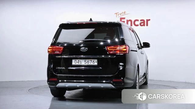 Kia The New Carnival id 4397901 из Кореи 14
