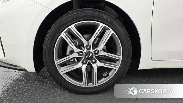 Kia Come New K3 id 4245682 из Кореи 26