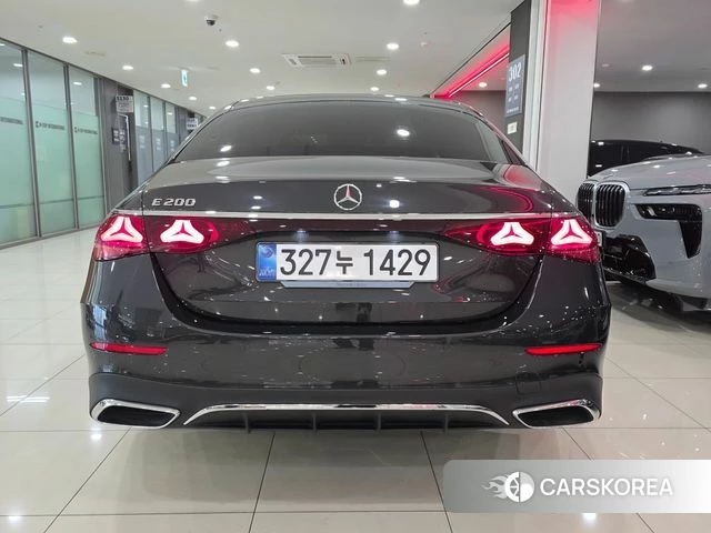 Mercedes-Benz E-Class W214 id 4892609 из Кореи 14