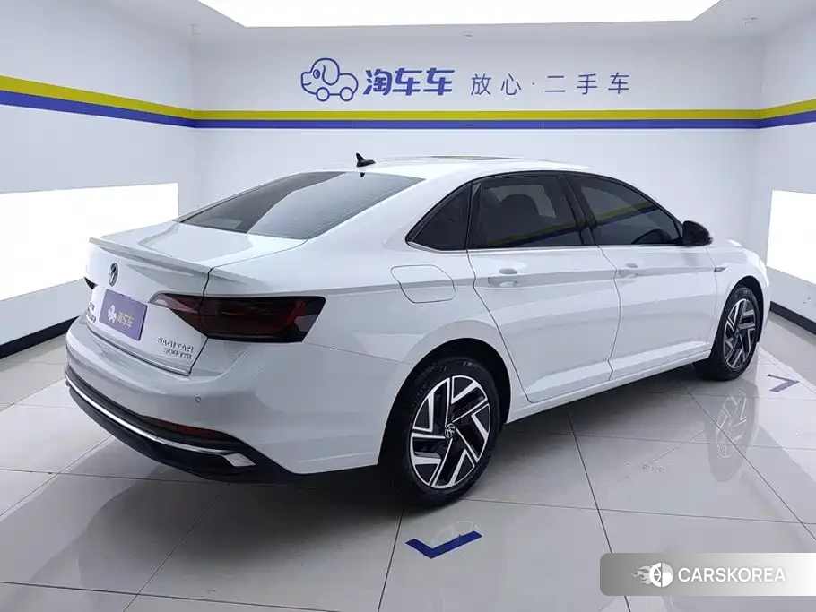 Volkswagen Sagitar id 4628104 из Китая 10