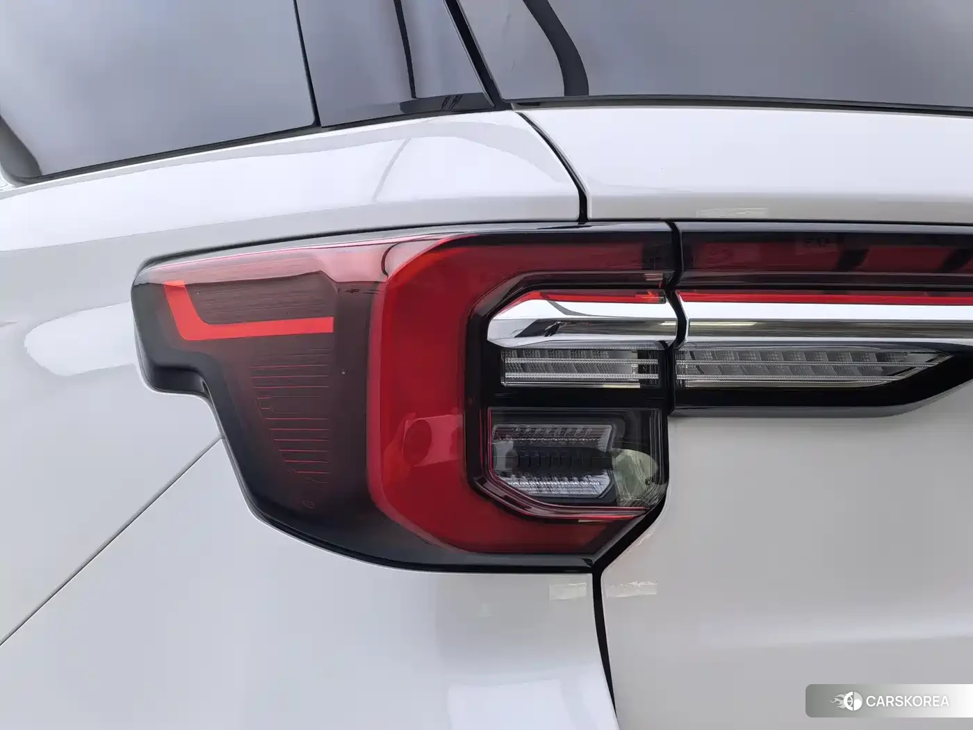 Ford Explorer id 4539198 из Китая 30