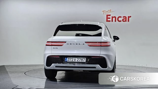Genesis GV70 id 3903397 из Кореи 14