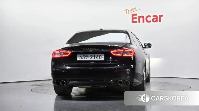Maserati Quattroporte id 4020661 из Кореи 14