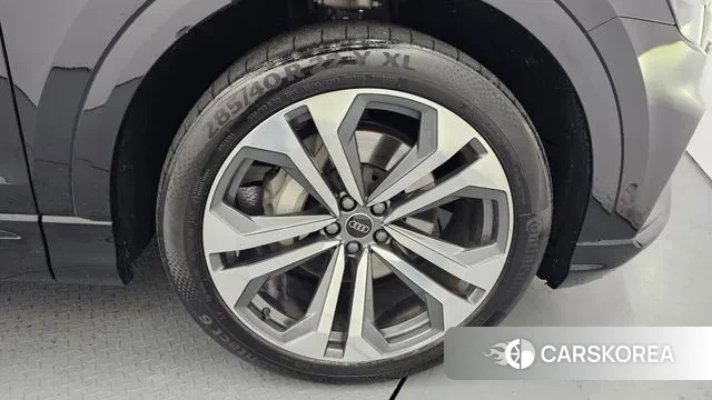 Audi Q8 (4M) id 3492087 из Кореи 14