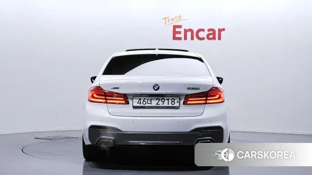 BMW 5 Series (G30) id 3418230 из Кореи 14