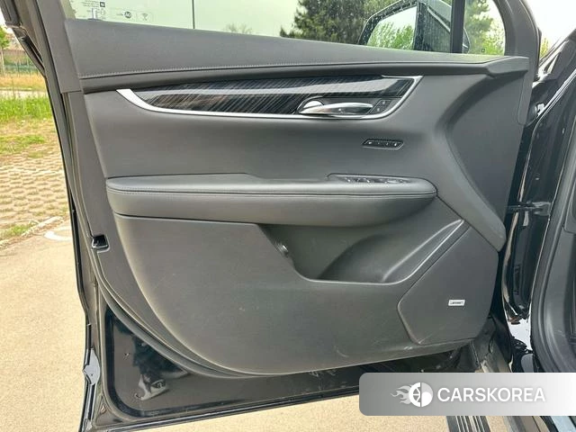 Cadillac XT6 id 4207361 из Китая 21