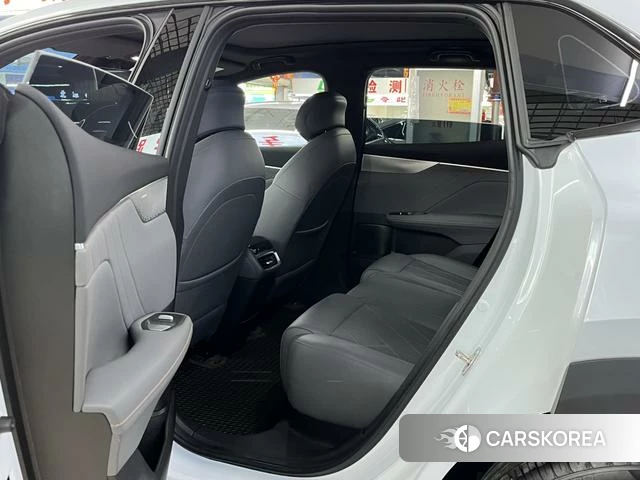 Dark blue car Dark blue S05 id 3944944 из Китая 12