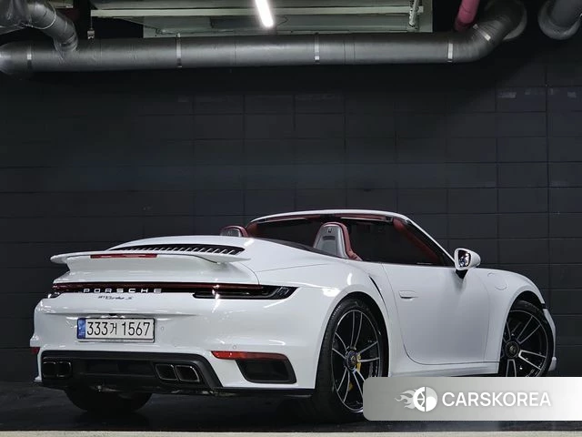 Porsche 911(992) id 4529898 из Кореи 14