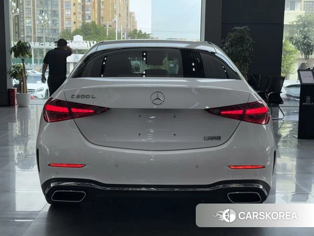 Mercedes-Benz Class C 2023 Белый из Китая, фото 4