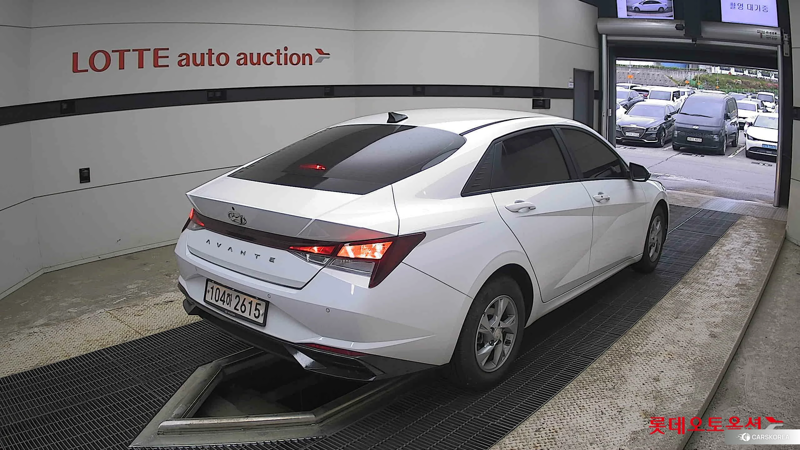 Hyundai Avante id 4289373 из Кореи 32