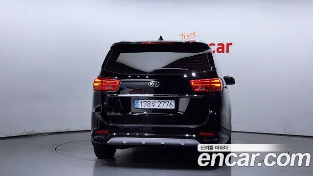 Kia The New Carnival id 2718611 из Кореи 14