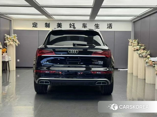 Audi Q5L Sportback 2023 Черный из Китая, фото 4