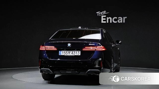 BMW 5 Series (G60) id 4414031 из Кореи 26