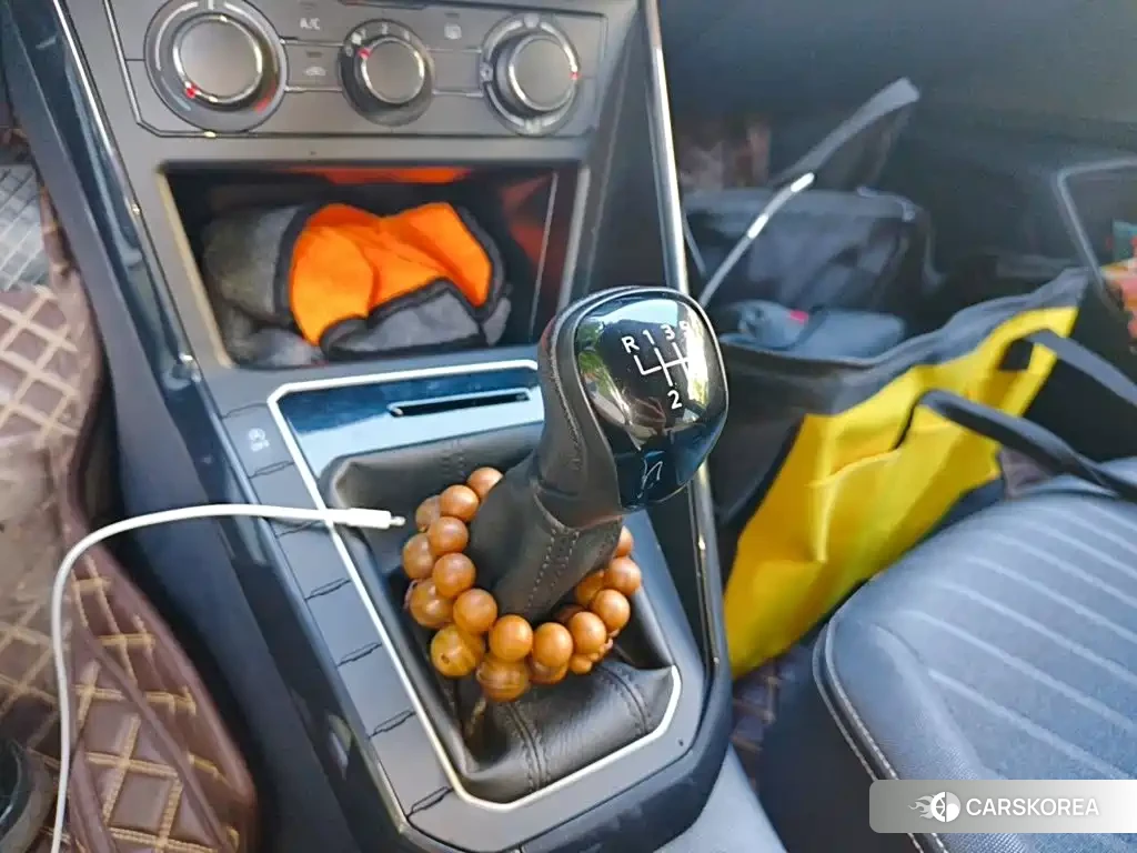 Volkswagen Lavida id 4679674 из Китая 21