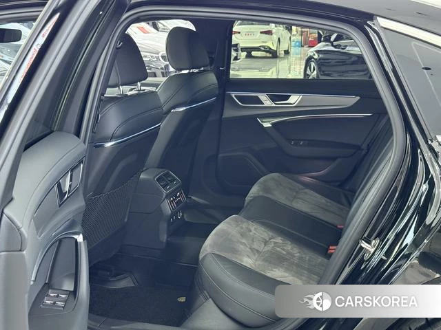 Audi A6L id 4275894 из Китая 12