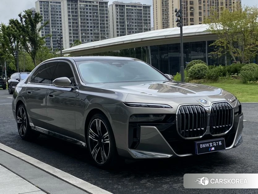 BMW 7 series id 4461541 из Китая 13