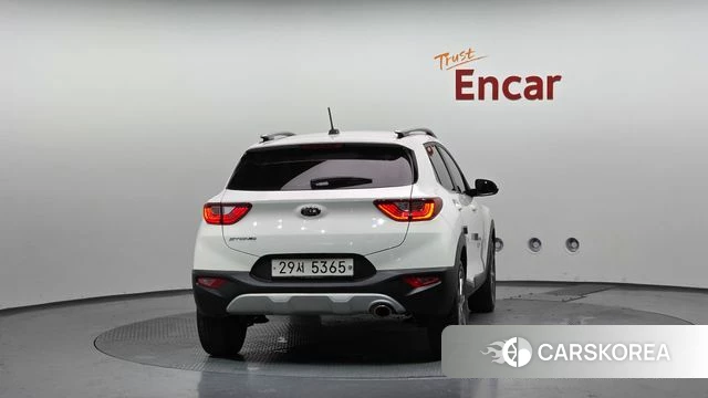 Kia Stonic id 4525858 из Кореи 23