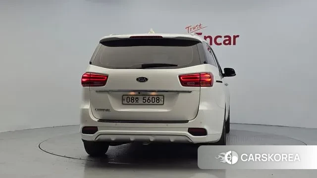 Kia The New Carnival id 3029046 из Кореи 14