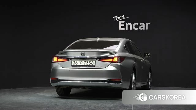 Lexus ES300h 7th generation id 4230267 из Кореи 26