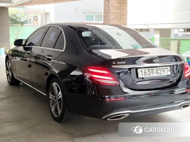 Mercedes-Benz E-Class W213 id 3656511 из Кореи 14