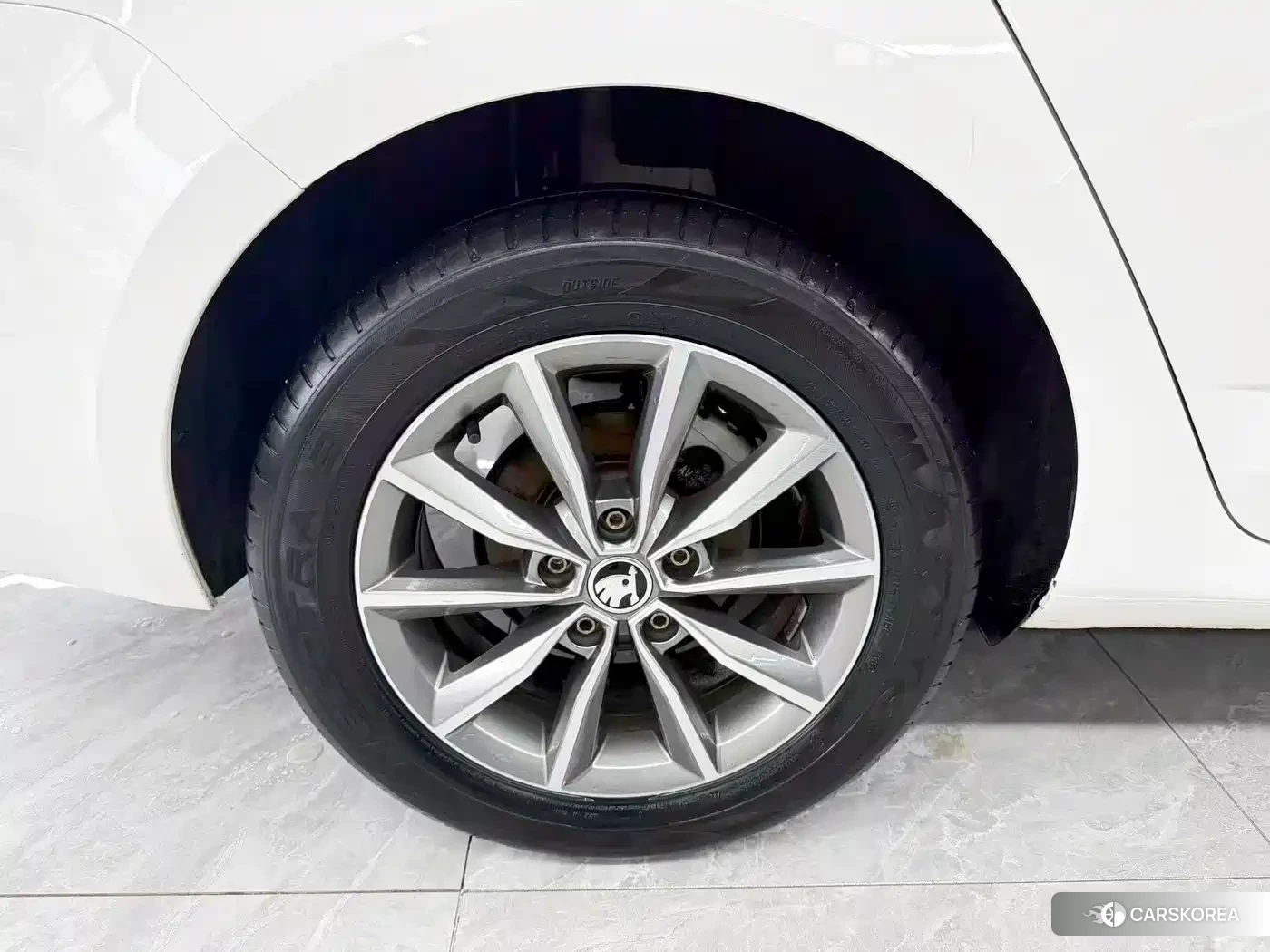 Skoda Octavia id 4669274 из Китая 18