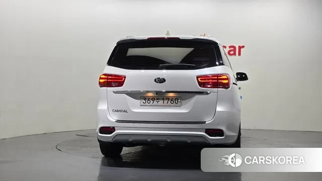 Kia The New Carnival id 3582993 из Кореи 14