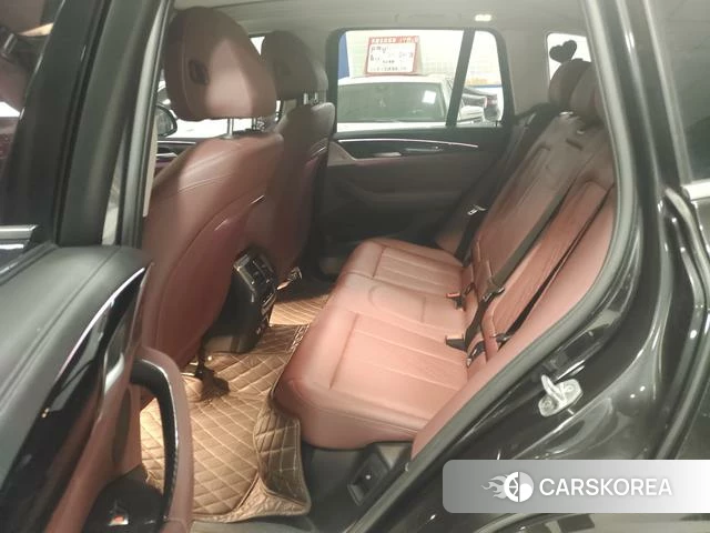 BMW iX3 2022 Темно-серый из Китая, фото 4
