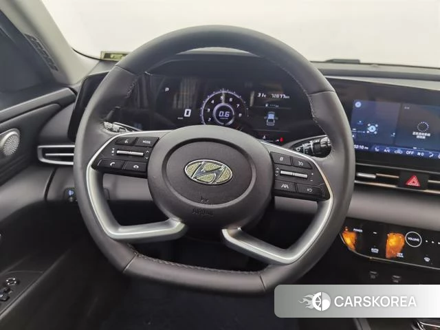 Hyundai Elantra id 4374614 из Китая 19