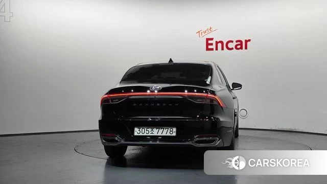 Hyundai The New Grandeur IG id 4727011 из Кореи 28