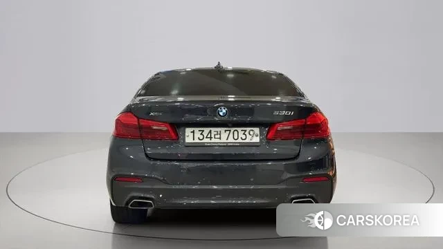 BMW 5 Series (G30) id 2997406 из Кореи 14