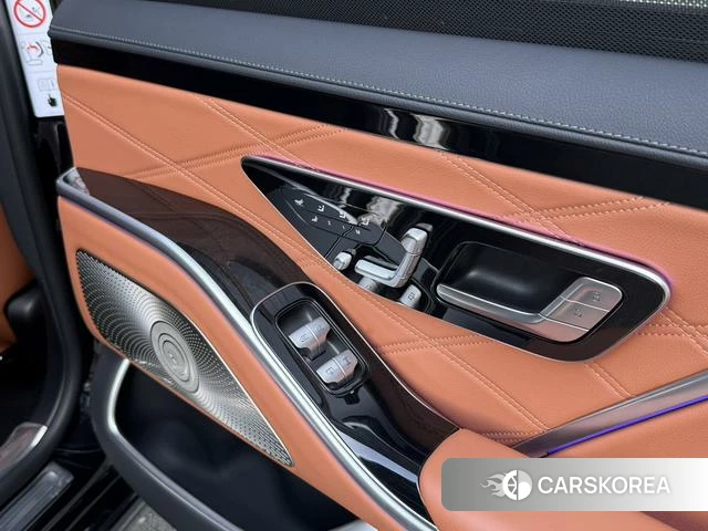 Mercedes-Benz Maybach S-class id 4348853 из Китая 7