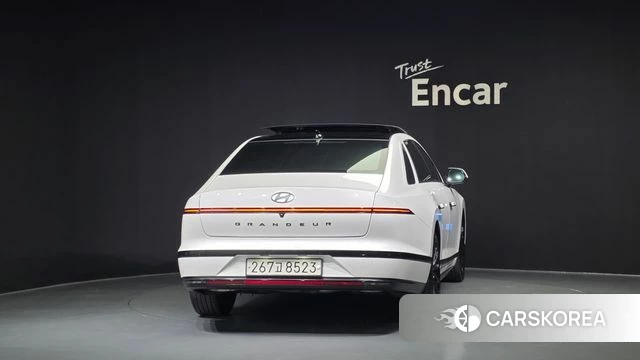 Hyundai Grandeur Hybrid (GN7) id 4863625 из Кореи 31