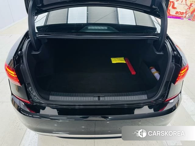 Volkswagen Passat id 4256546 из Китая 16