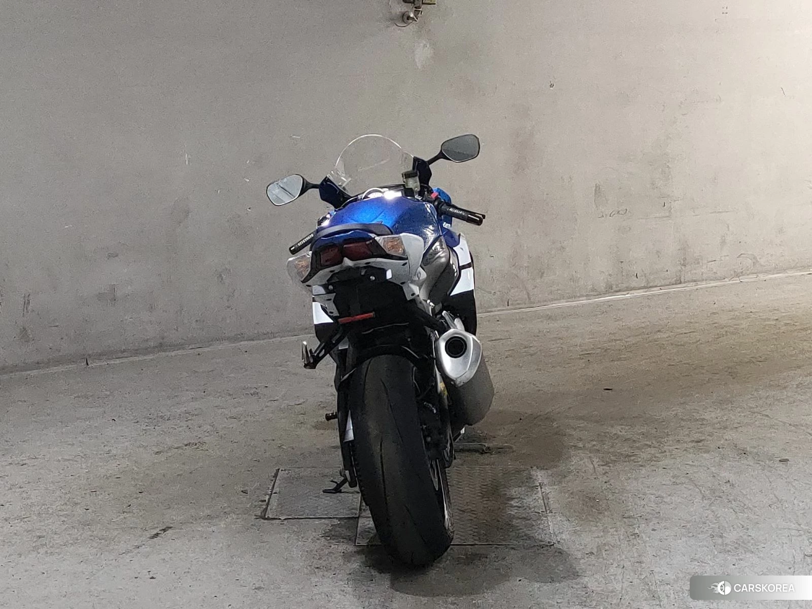 Suzuki GSX-R1000 2015 из Японии, фото 2