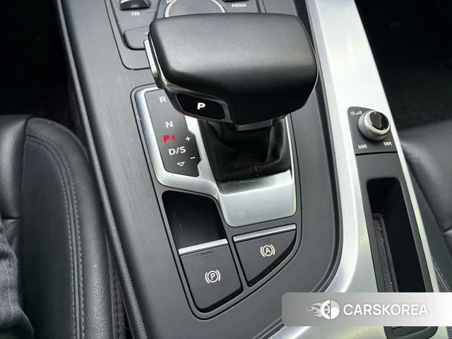 Audi A4L id 4217465 из Китая 14