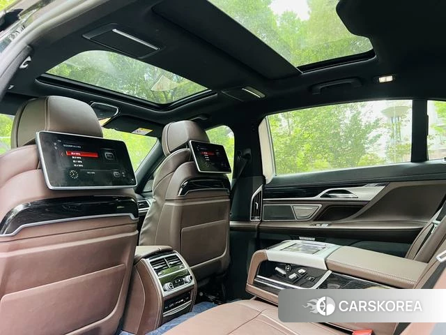 BMW 7 series 2018 Черный из Китая, фото 4