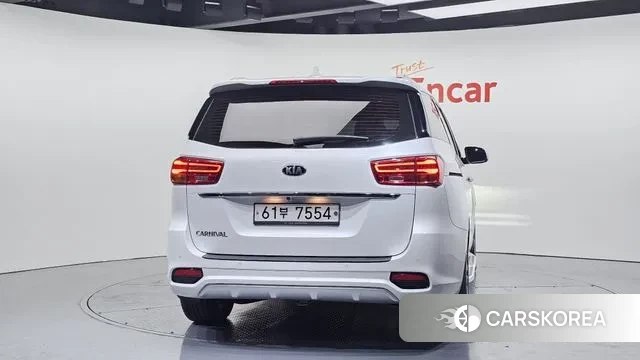 Kia The New Carnival id 3485119 из Кореи 14