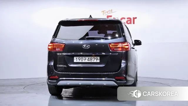 Kia The New Carnival id 3647048 из Кореи 14