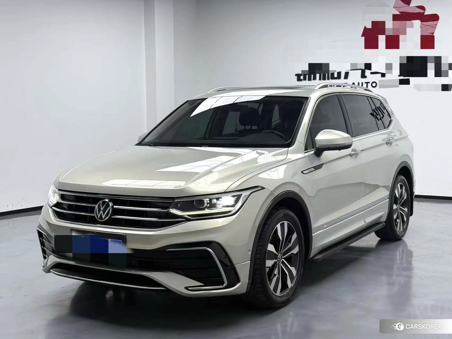 Volkswagen Tiguan L 2021 Шампань из Китая, фото 4