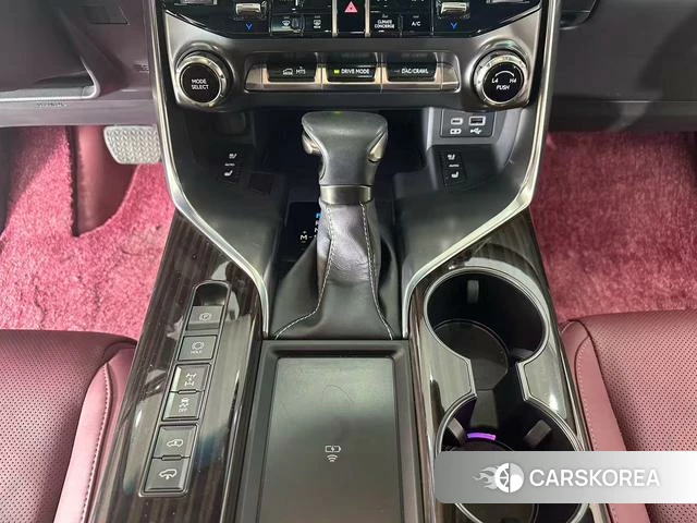 Lexus LX id 4301741 из Китая 14