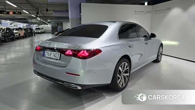 Mercedes-Benz E-Class W214 id 3006786 из Кореи 14