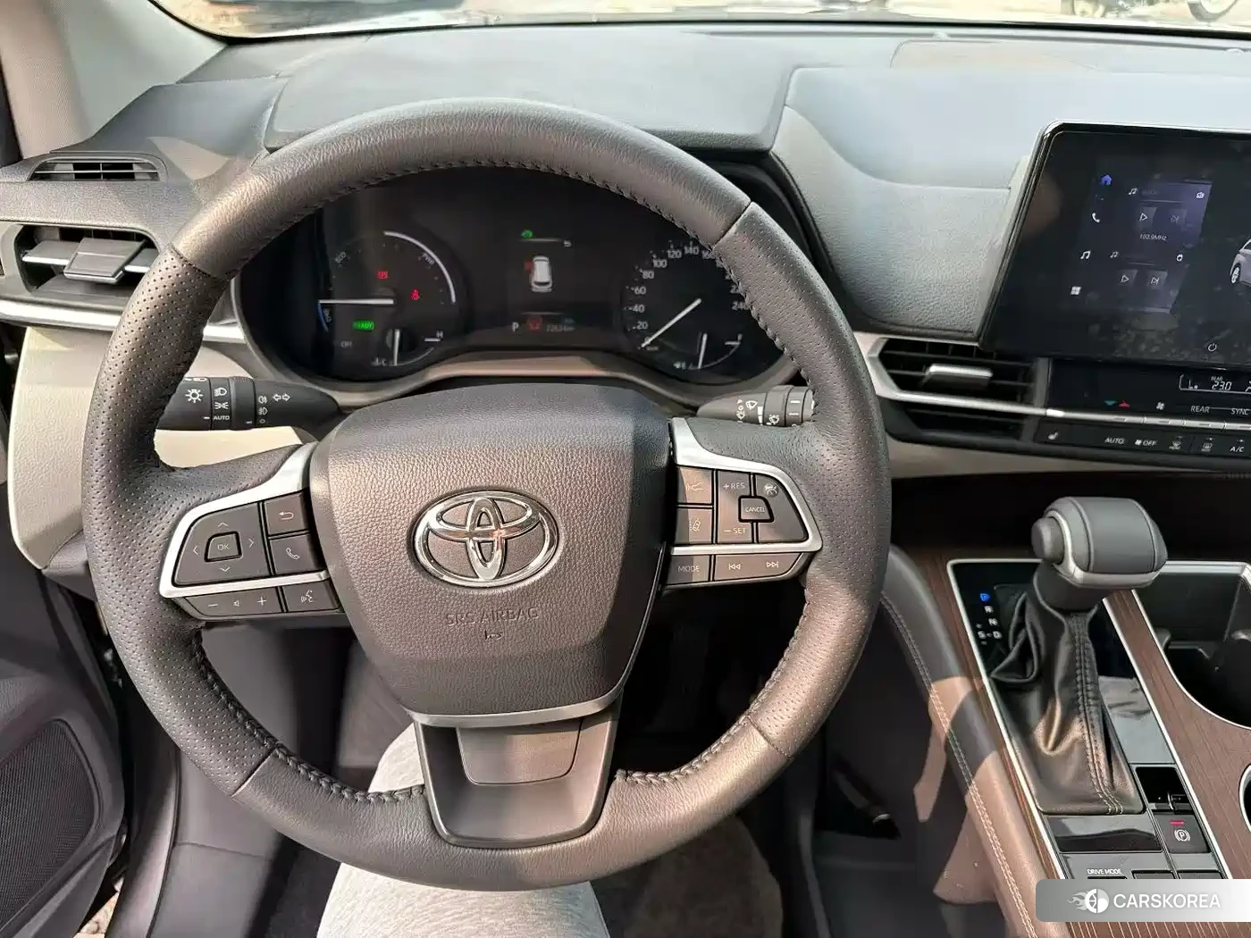 Toyota Sienna 2024 Silver/gray из Китая, фото 4
