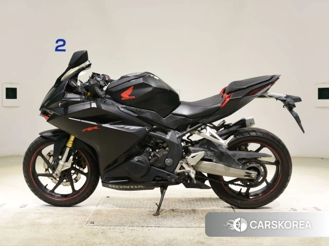 Проданный Honda CBR250RR ABS 2017 из Японии